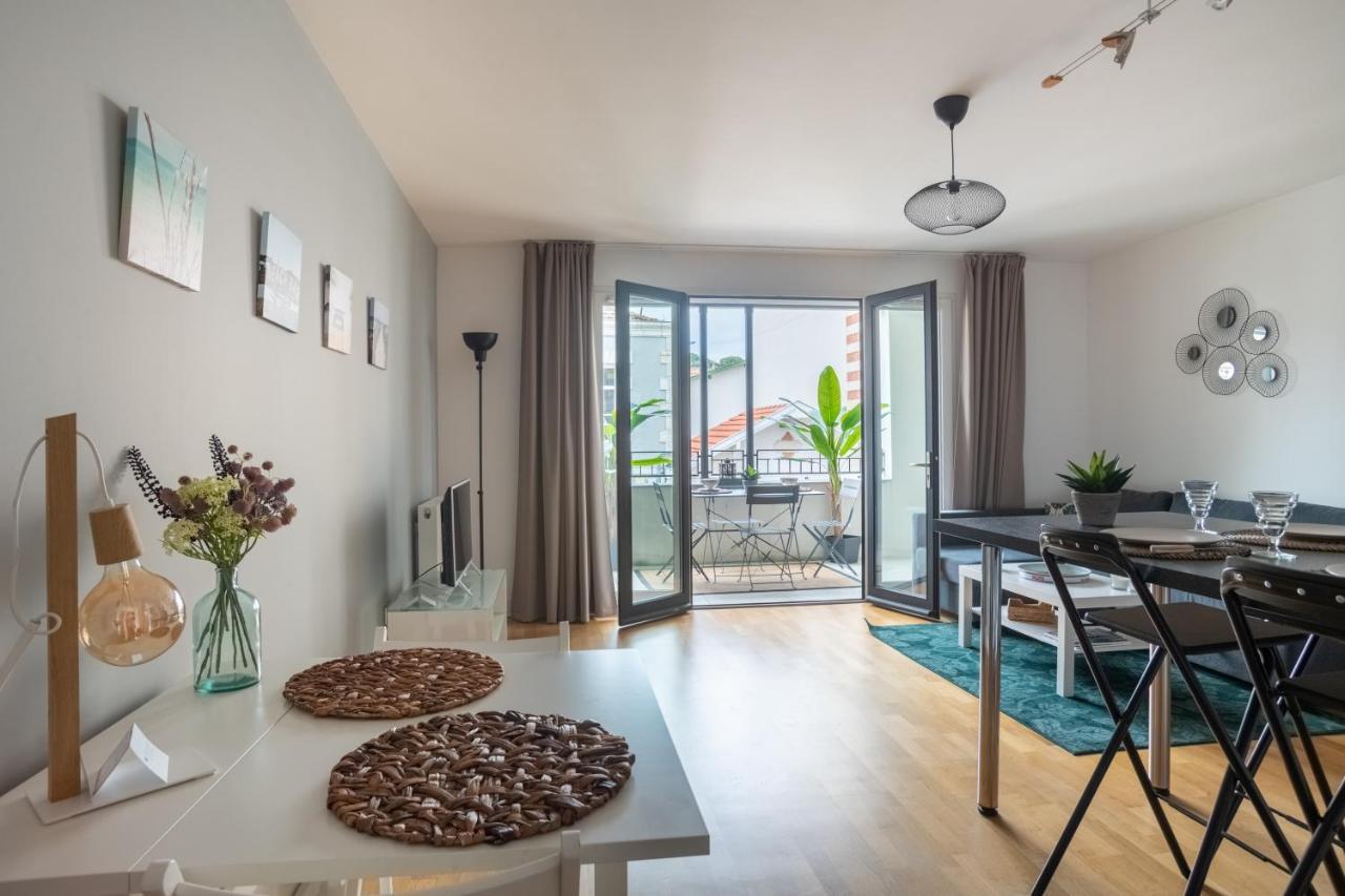Le Regatta Apartment อาร์กาชง ภายนอก รูปภาพ